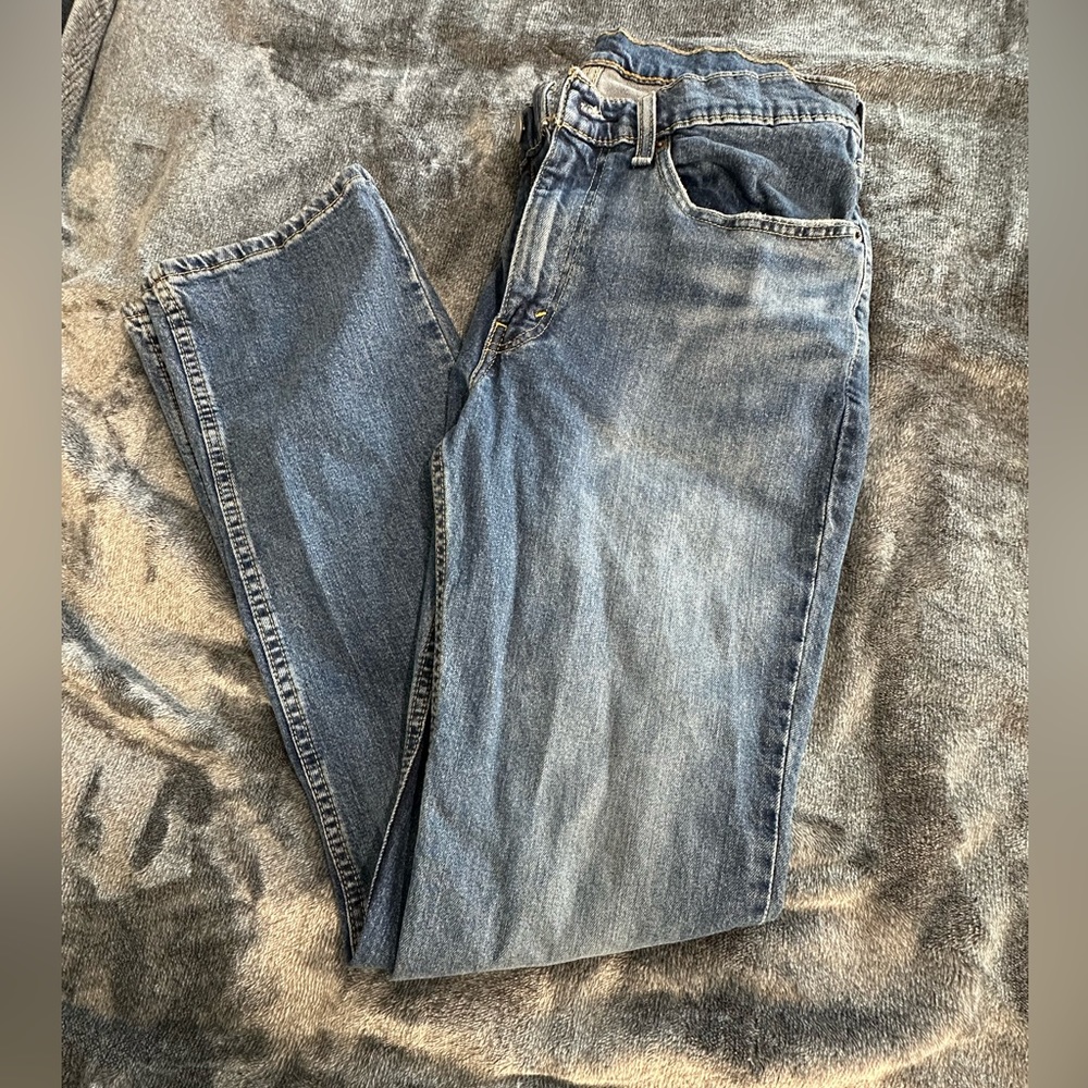 Mens Gently used slightly washed Levi's 514 straight fit  size 34/34